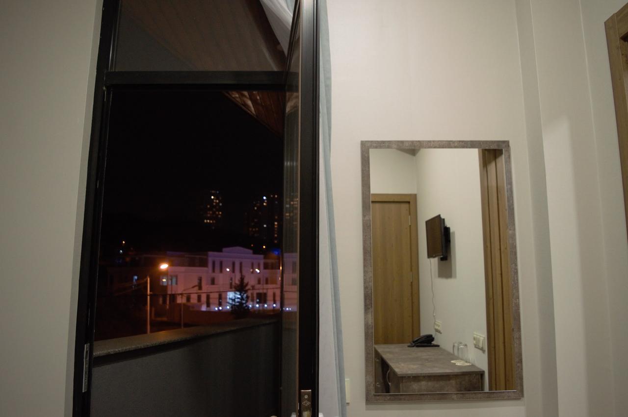 Hotel Nabadi Tbilisi Exteriör bild
