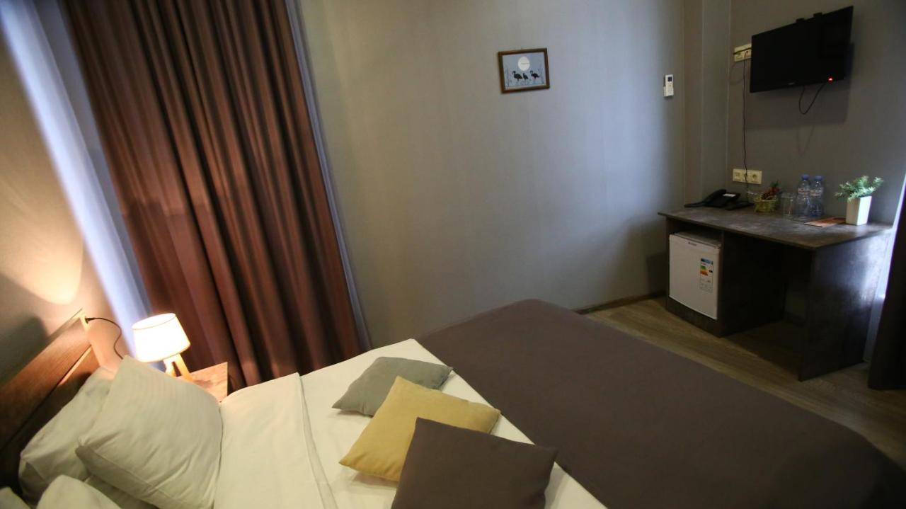 Hotel Nabadi Tbilisi Exteriör bild